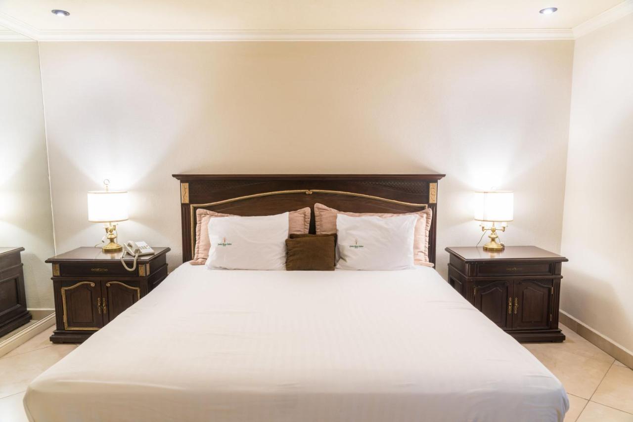 Rose Hotel Монтеррей Екстер'єр фото